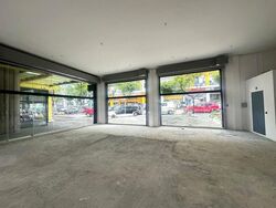 Tradehub 21 (D22), Retail #514426331